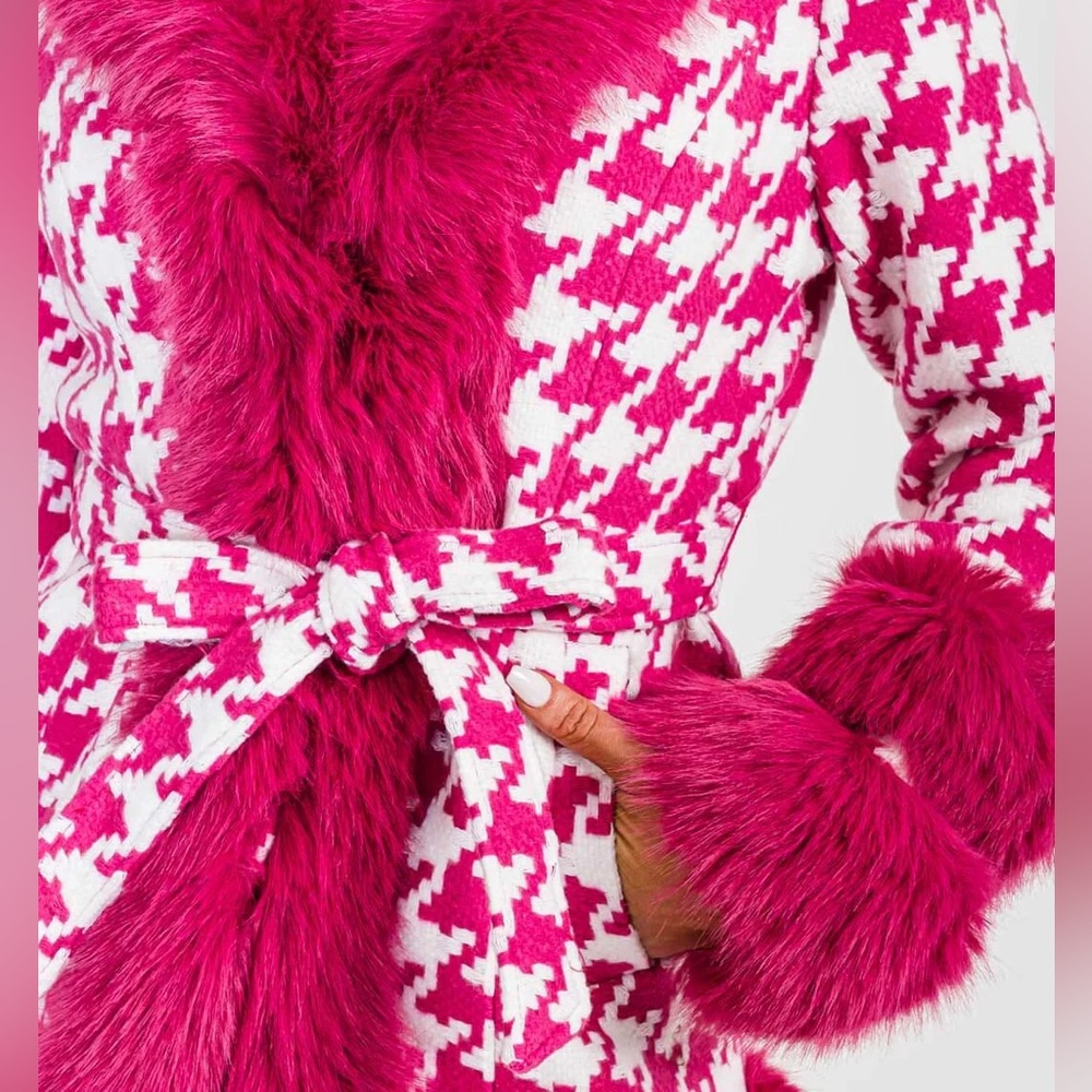Pink Faux Fur Trim Houndstooth Women's Coat - Picture 2 of 12